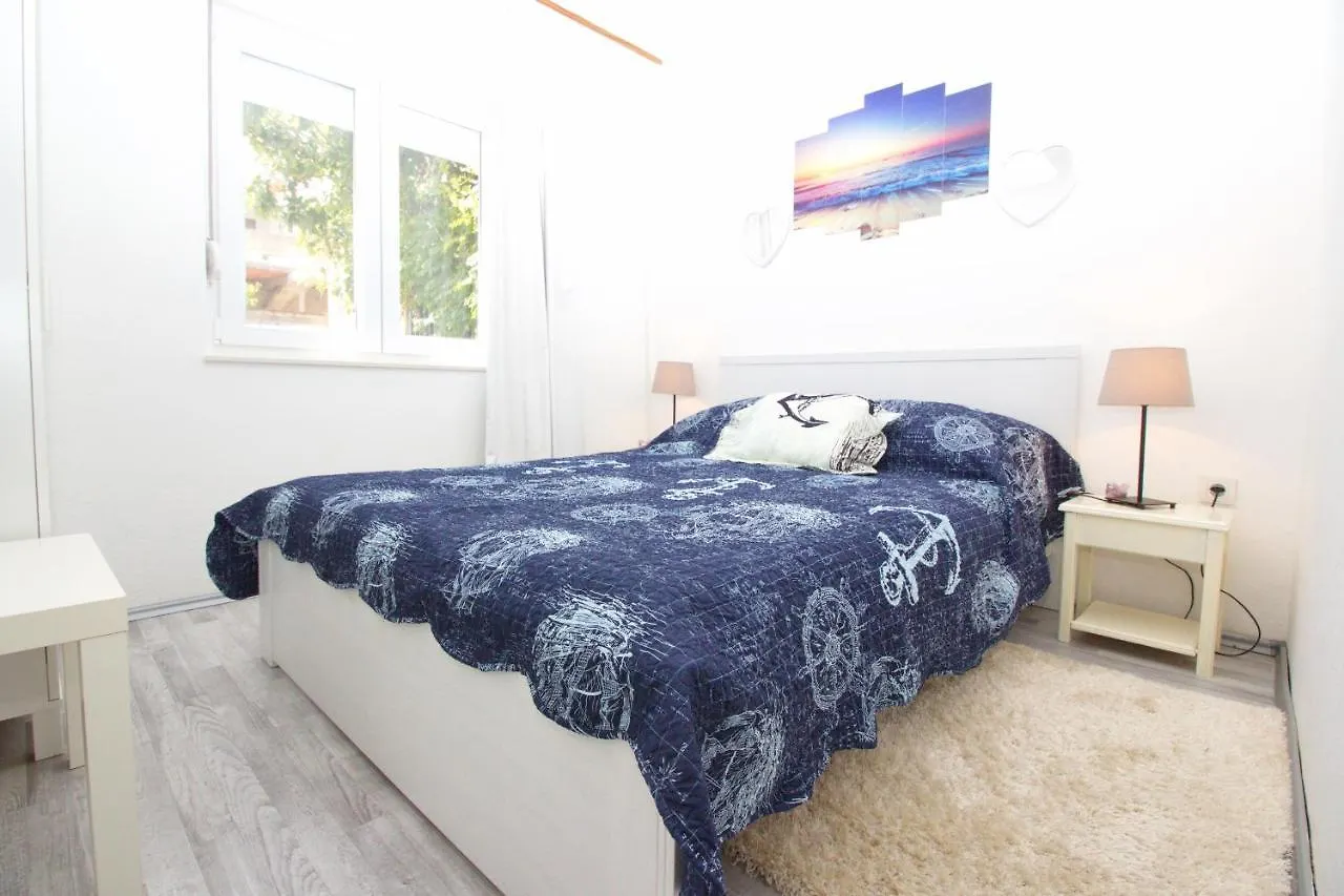 Guest house Apartments And Rooms With Parking Space Baska, Krk - 19215 Croatia