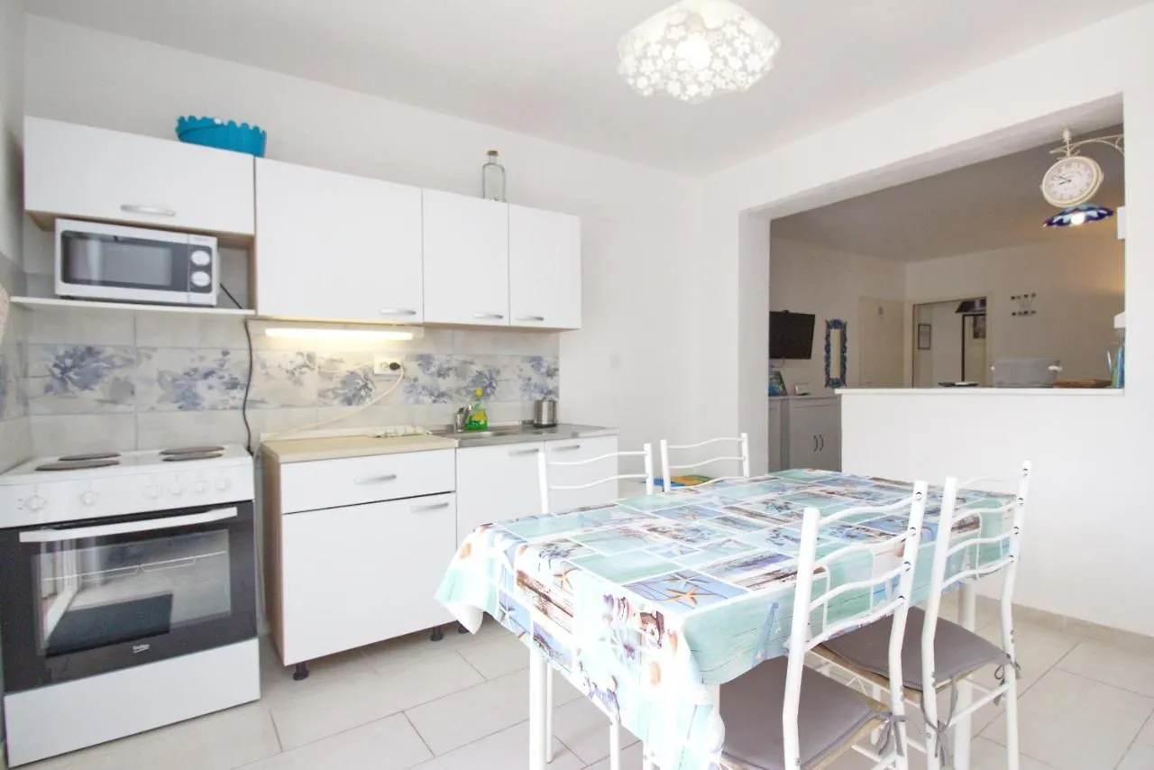 Apartments And Rooms With Parking Space Baska, Krk - 19215 Croatia