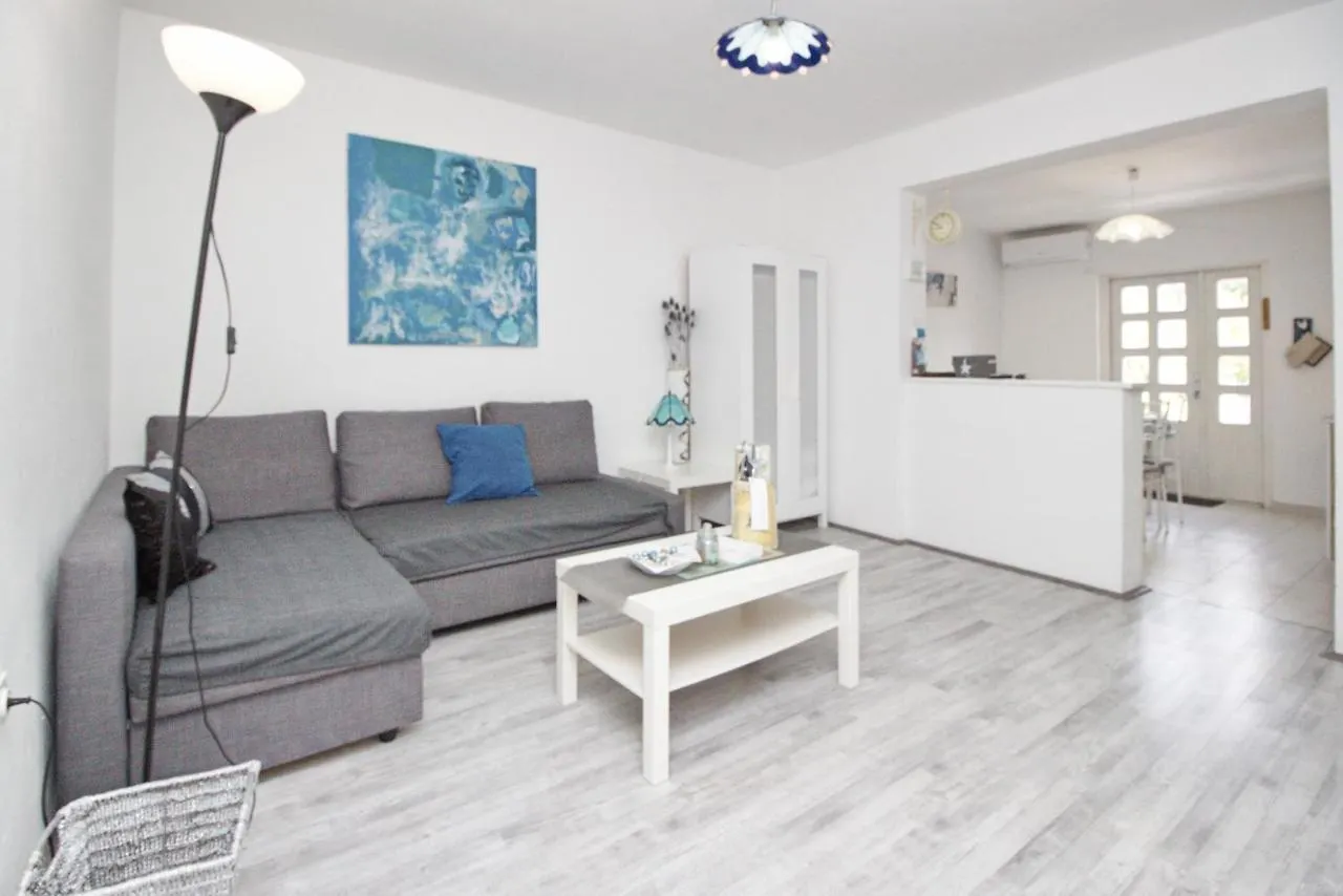 Apartments And Rooms With Parking Space Baska, Krk - 19215 Guest house Baska (Krk)