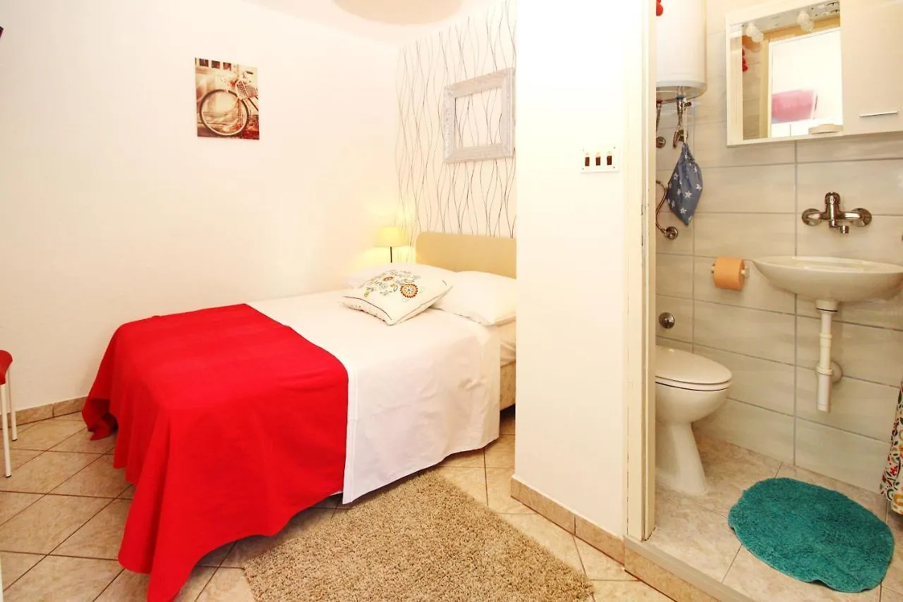 Guest house Apartments And Rooms With Parking Space Baska, Krk - 19215