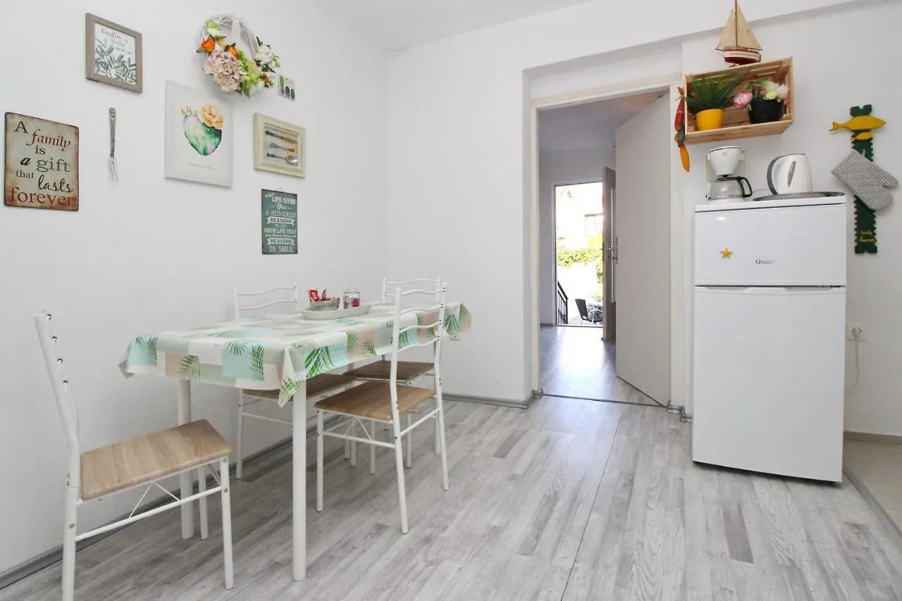 Gasthuis Apartments And Rooms With Parking Space Baska, Krk - 19215