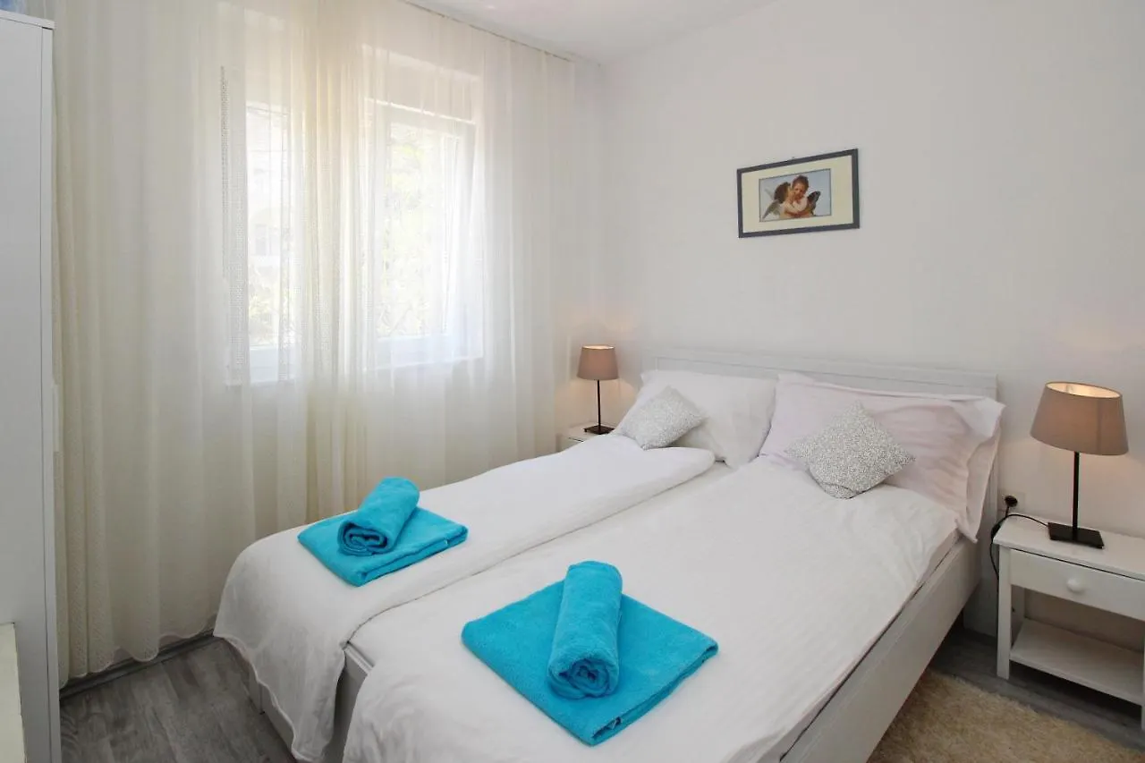 Apartments And Rooms With Parking Space Baska, Krk - 19215 Croatia
