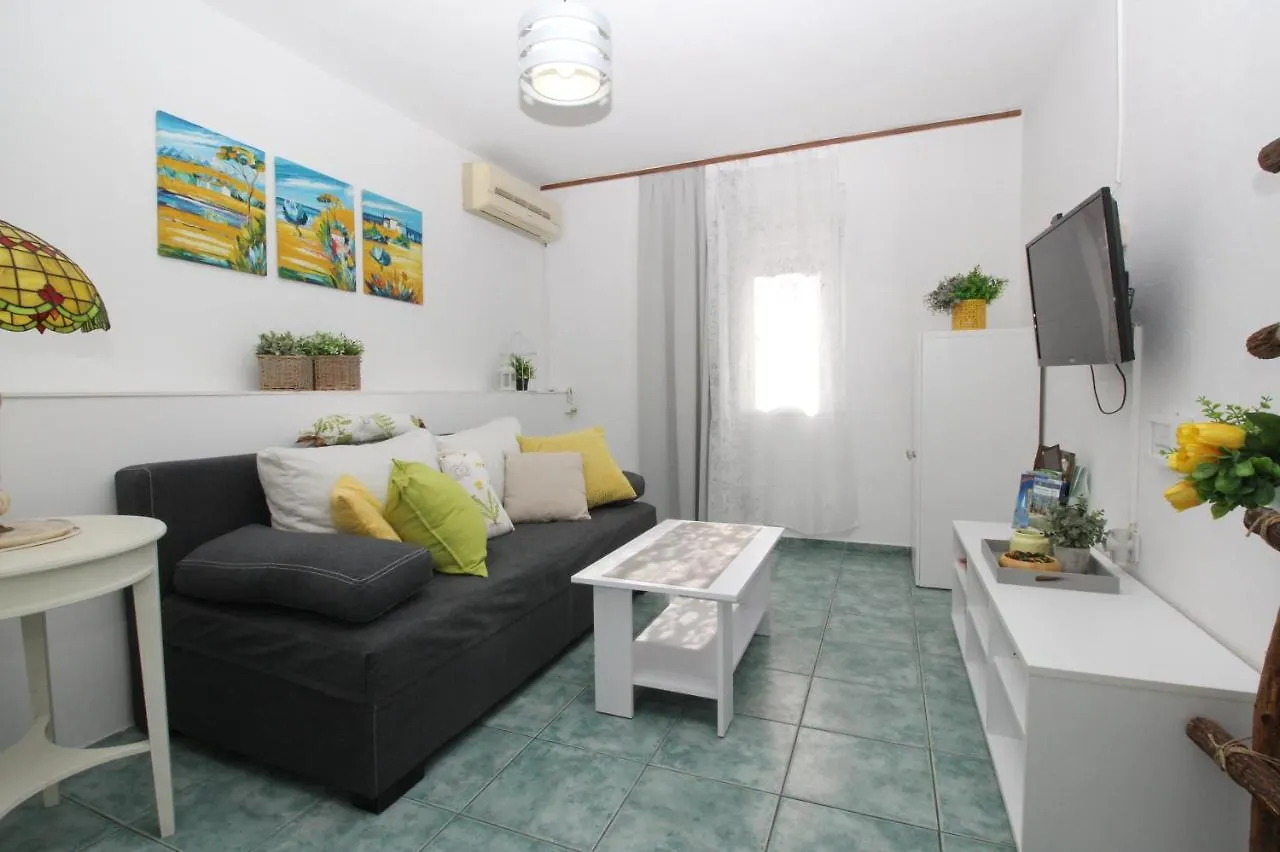 Pensiune Apartments And Rooms With Parking Space Baska, Krk - 19215 Croaţia